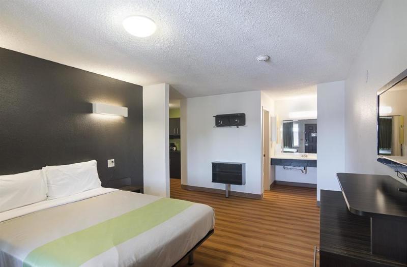 Studio Inn Extended Stay Oklahoma City Airport By Oyo Zewnętrze zdjęcie